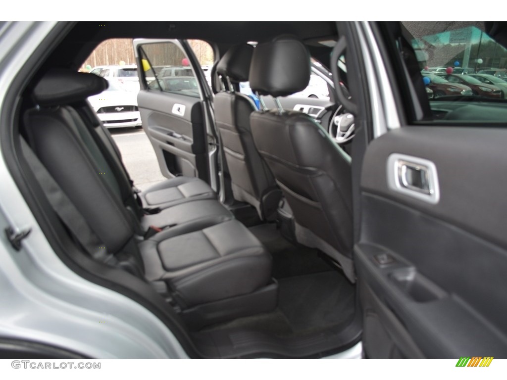 2015 Explorer XLT - Ingot Silver / Charcoal Black photo #13