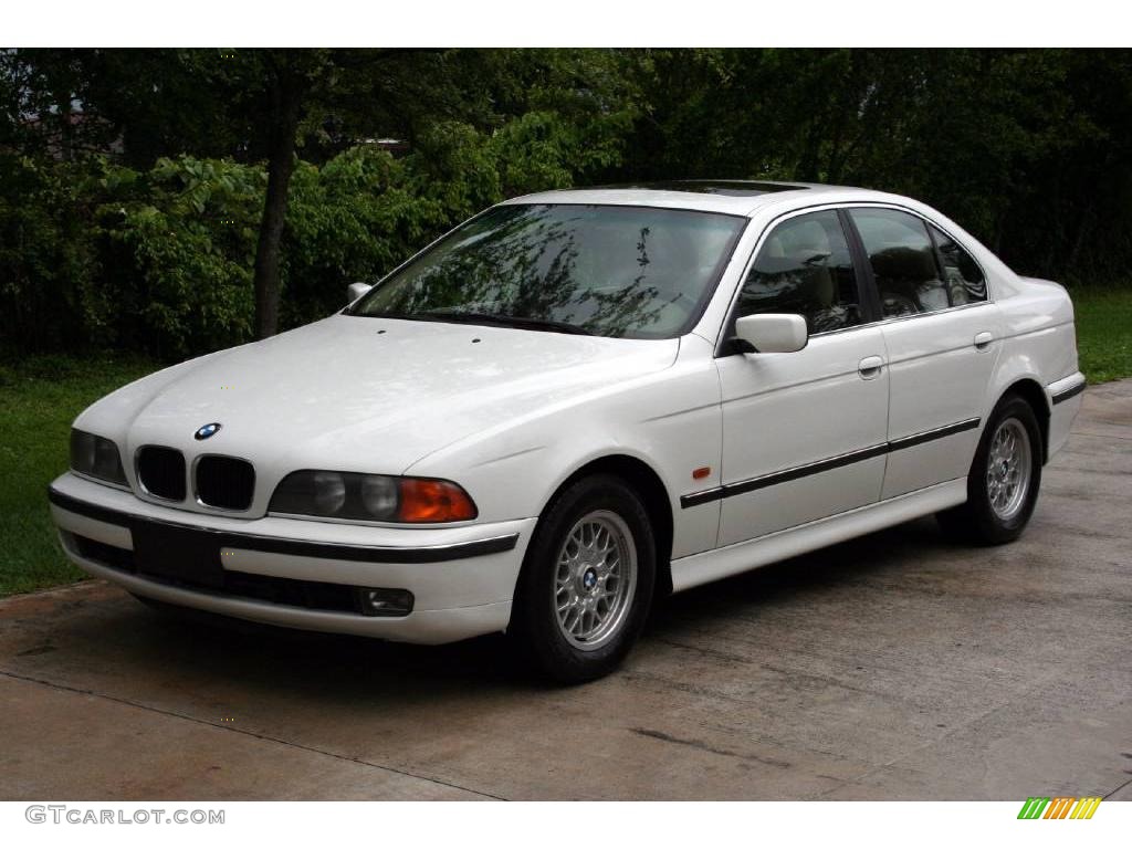 1998 5 Series 528i Sedan - Alpine White III / Beige photo #1