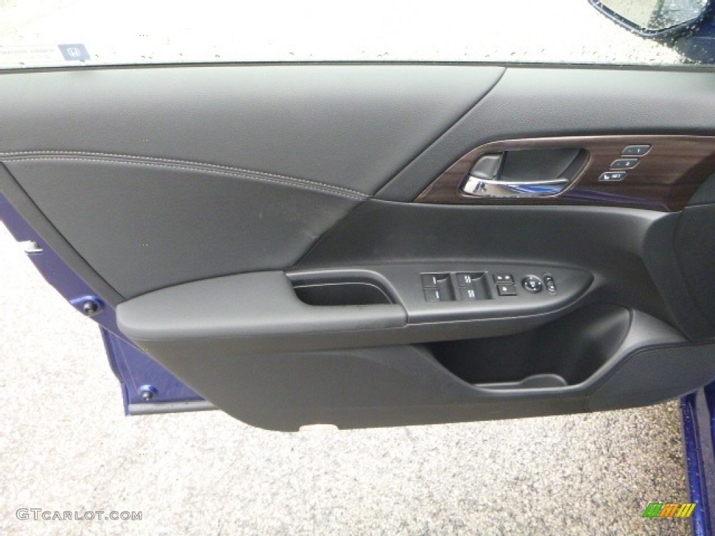 2017 Honda Accord Hybrid EX-L Sedan Door Panel Photos