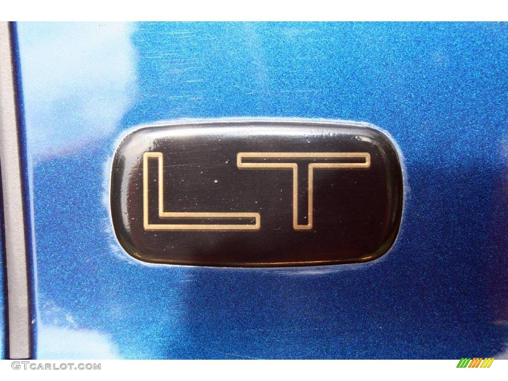 2001 Suburban 1500 LT 4x4 - Indigo Blue Metallic / Light Gray/Neutral photo #31