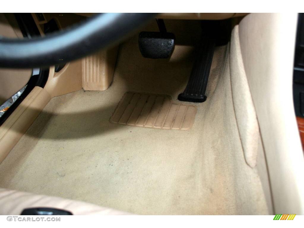 1998 5 Series 528i Sedan - Alpine White III / Beige photo #51