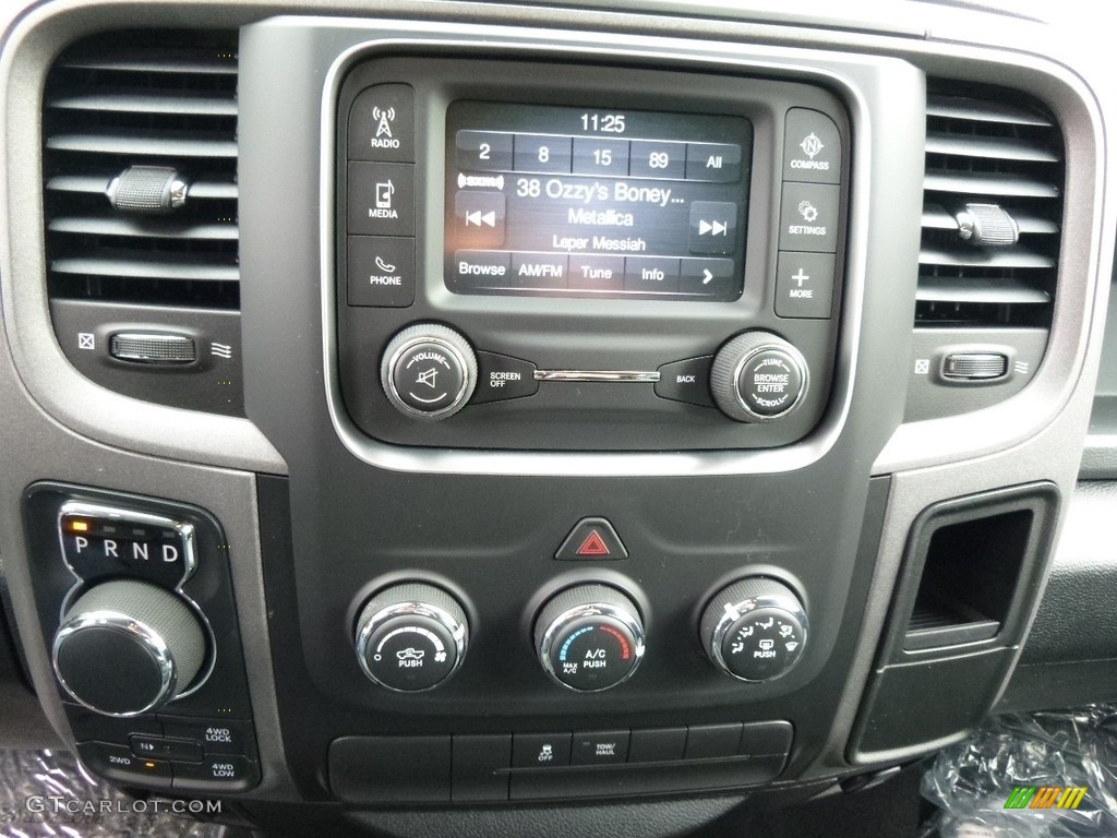 2017 1500 Express Quad Cab 4x4 - Bright Silver Metallic / Black/Diesel Gray photo #20