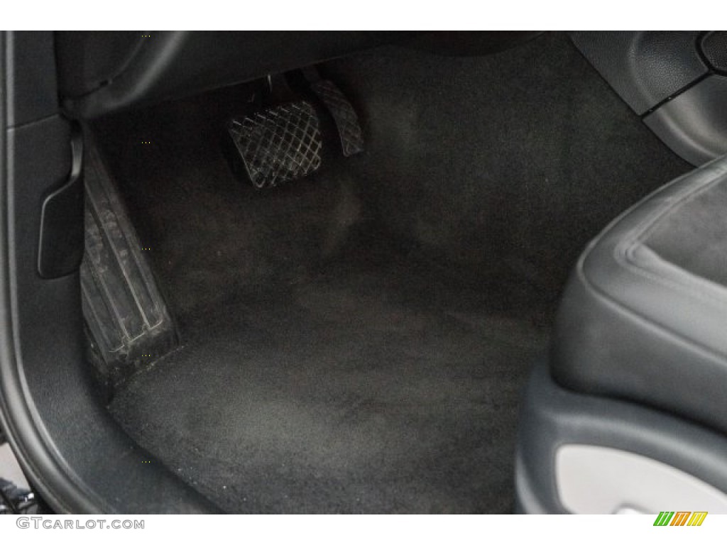 Black w/Alcantara Interior 2017 Porsche Macan S Photo #119032569