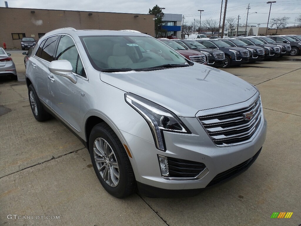 2017 XT5 Luxury AWD - Radiant Silver Metallic / Sahara Beige photo #1