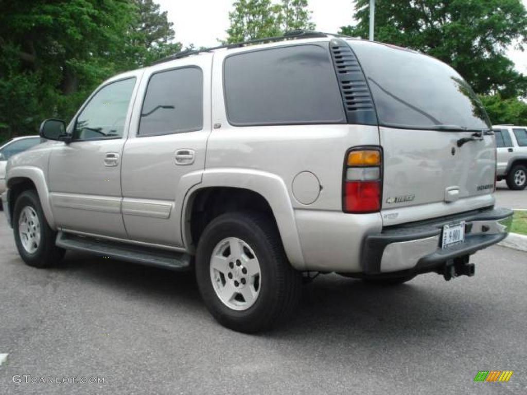 2004 Tahoe LT 4x4 - Silver Birch Metallic / Tan/Neutral photo #3