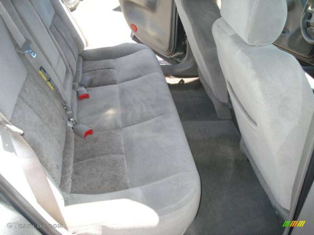 2004 Impala LS - Medium Gray Metallic / Medium Gray photo #10