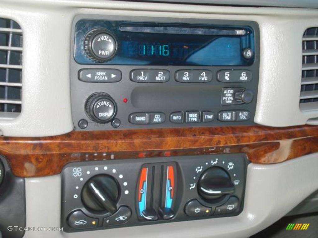 2004 Impala LS - Medium Gray Metallic / Medium Gray photo #14