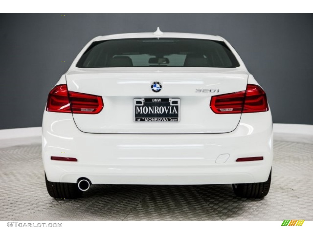 2017 3 Series 320i Sedan - Alpine White / Black photo #4