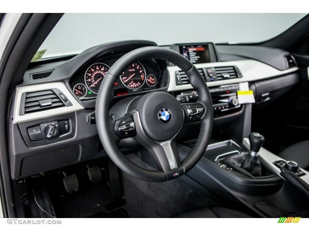 2017 3 Series 320i Sedan - Alpine White / Black photo #6