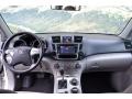 Blizzard White Pearl - Highlander V6 4WD Photo No. 13