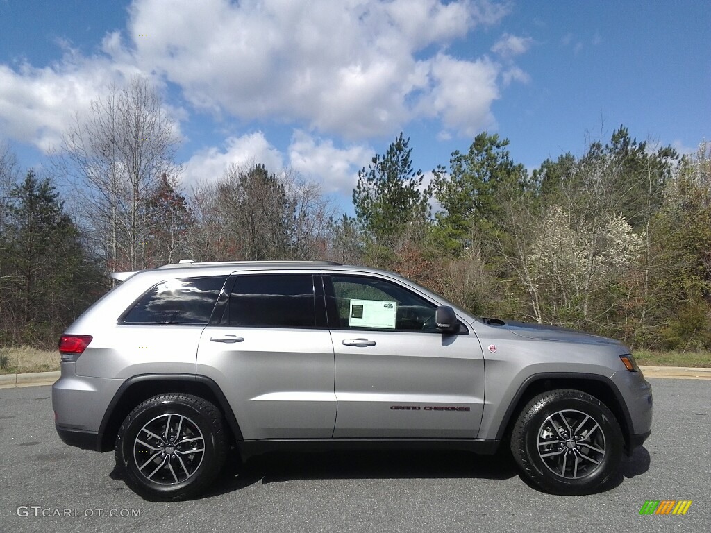 2017 Grand Cherokee Trailhawk 4x4 - Billet Silver Metallic / Black photo #5