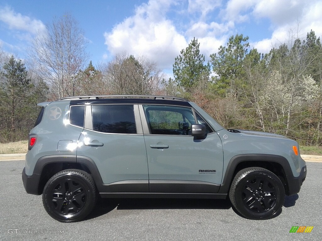 2017 Renegade Deserthawk 4x4 - Anvil / Black photo #5
