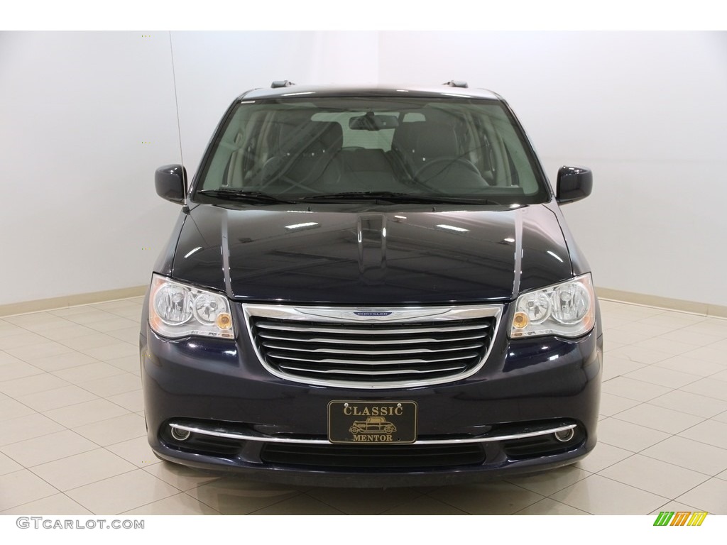 2016 Town & Country Touring - True Blue Pearl / Black/Light Graystone photo #2