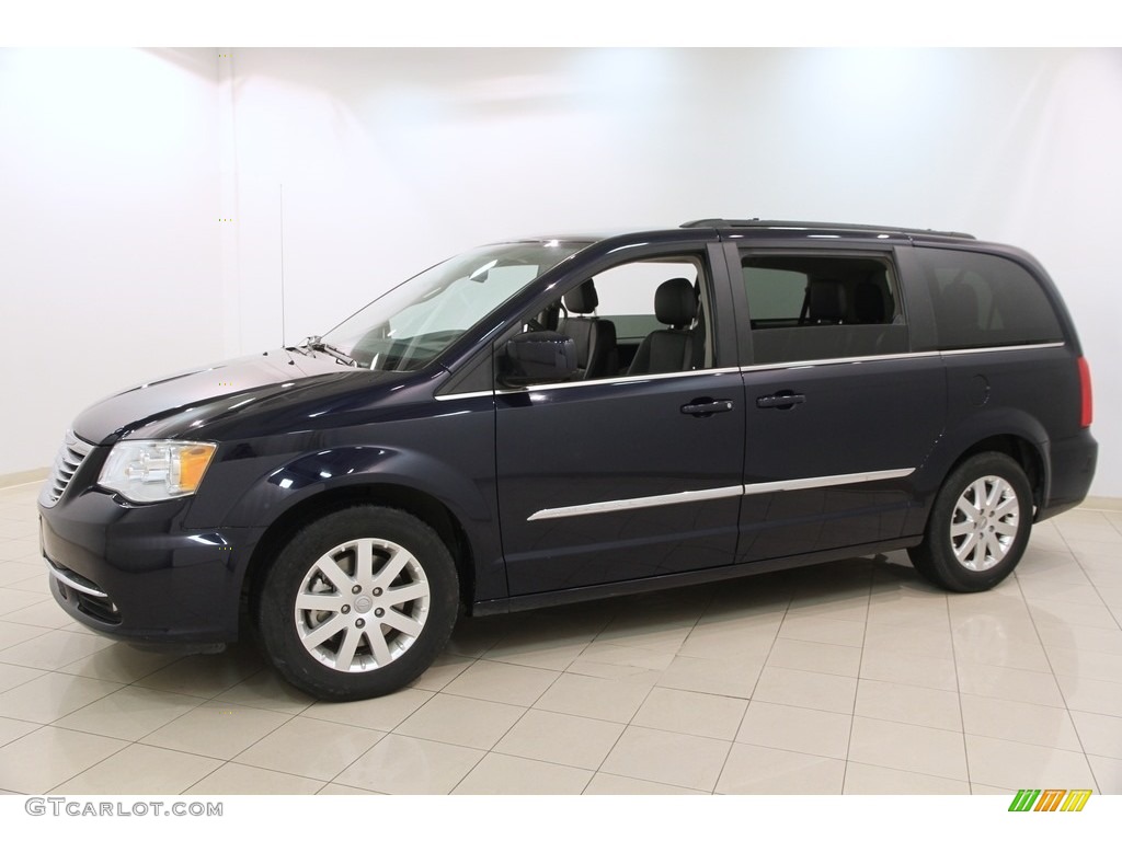 2016 Town & Country Touring - True Blue Pearl / Black/Light Graystone photo #3