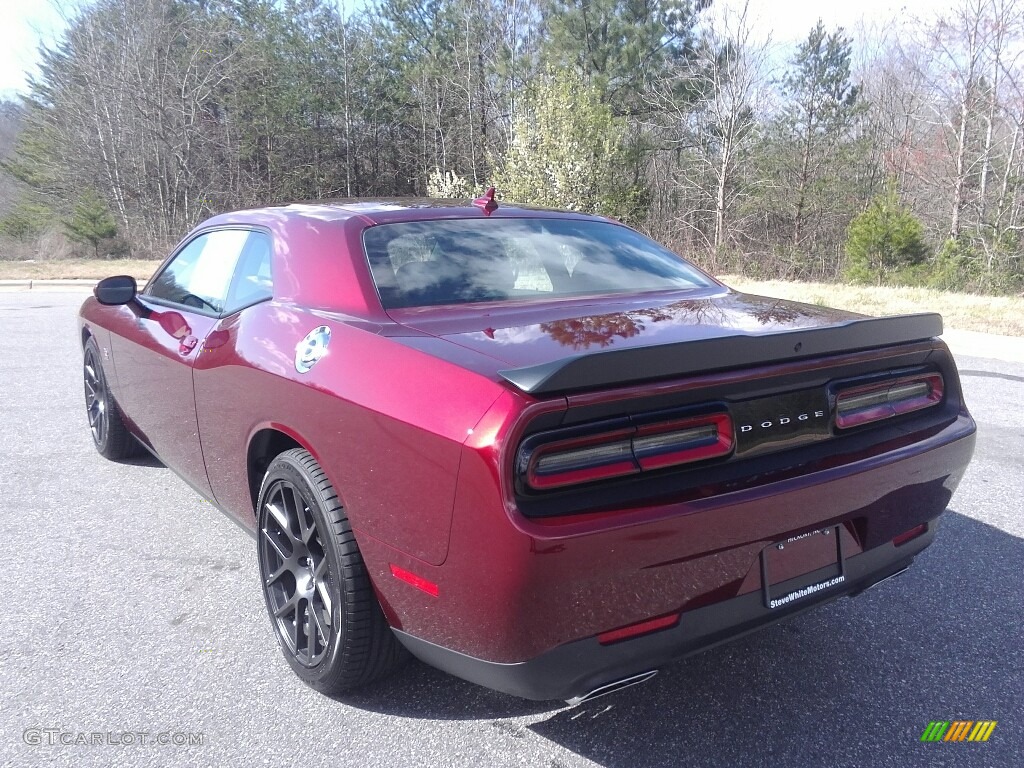 2017 Challenger R/T Scat Pack - Octane Red / Black photo #8