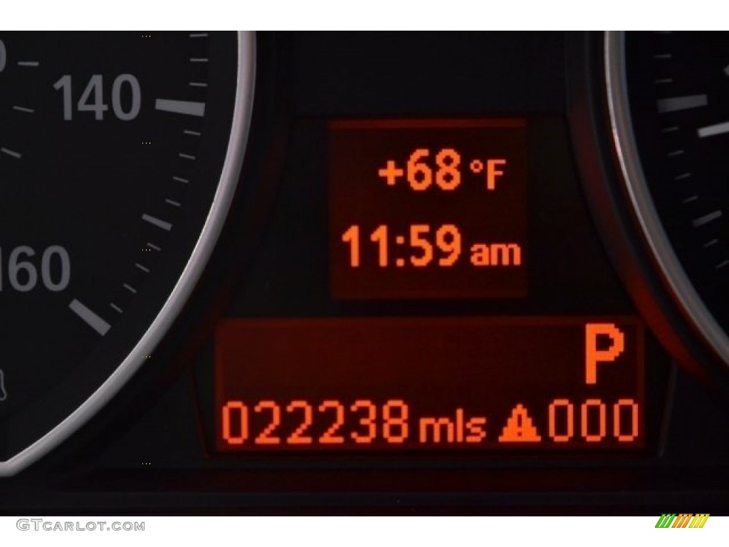 2013 1 Series 135is Coupe - Jet Black / Black photo #27