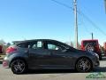 Magnetic - Focus ST Hatch Photo No. 7