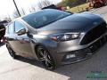 Magnetic - Focus ST Hatch Photo No. 32