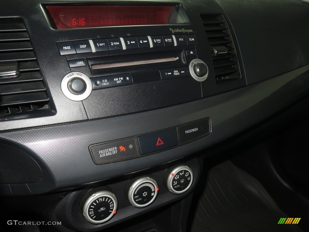 2009 Lancer GTS - Wicked White Satin / Black photo #16