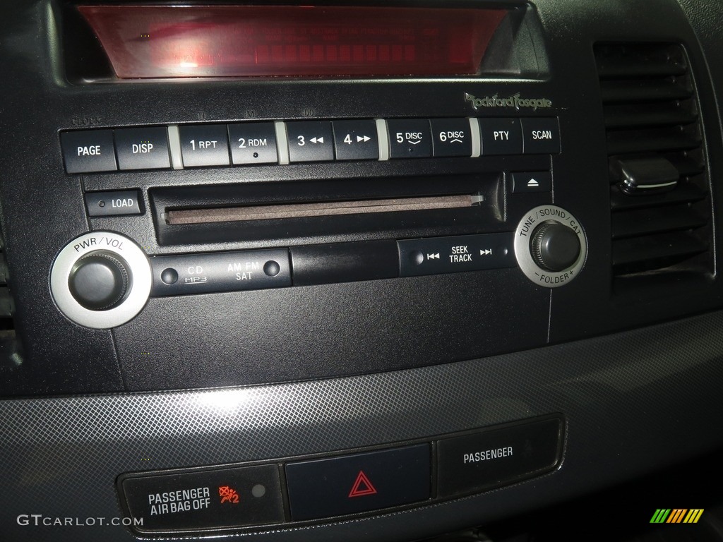 2009 Lancer GTS - Wicked White Satin / Black photo #17