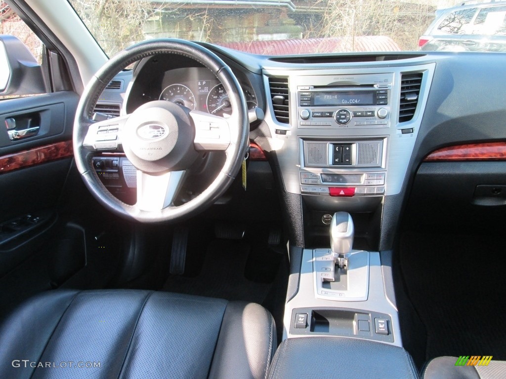 2010 Outback 2.5i Limited Wagon - Steel Silver Metallic / Off Black photo #10
