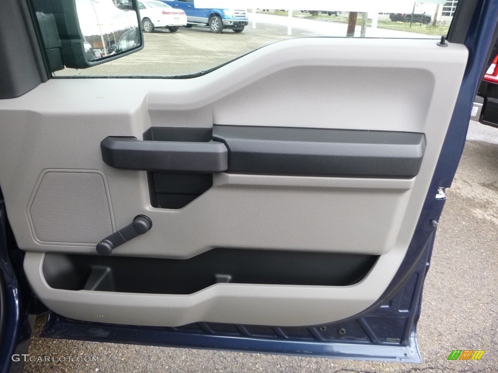 2017 F150 XL Regular Cab - Blue Jeans / Earth Gray photo #3