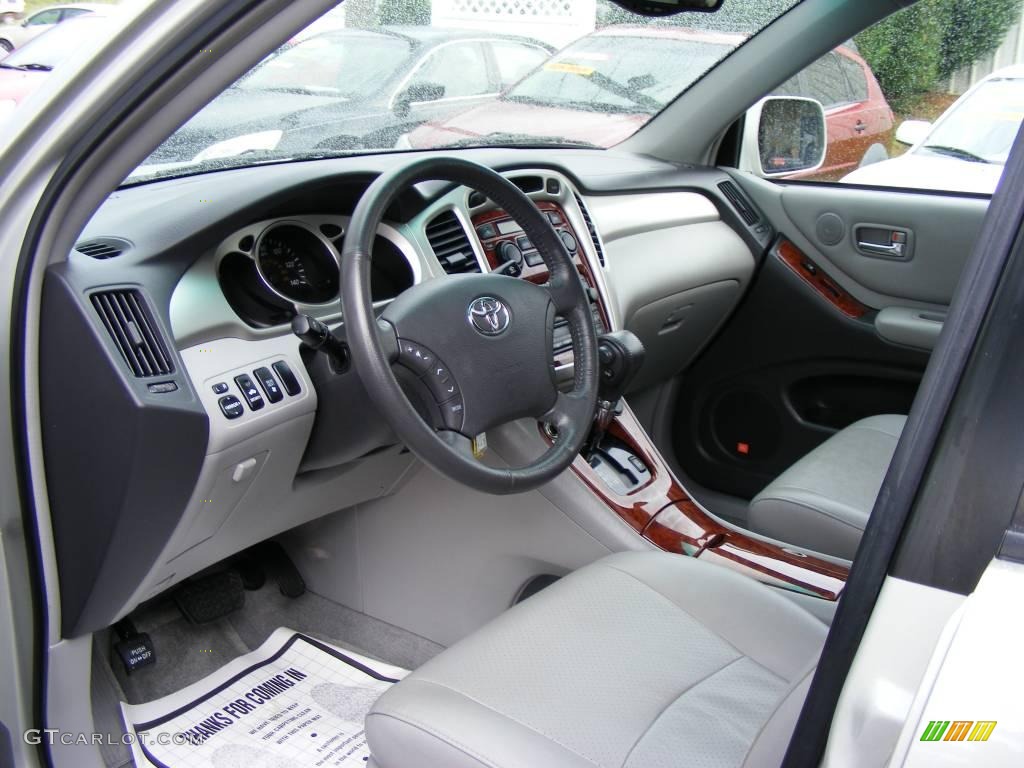 2005 Highlander Limited - Millenium Silver Metallic / Gray photo #11