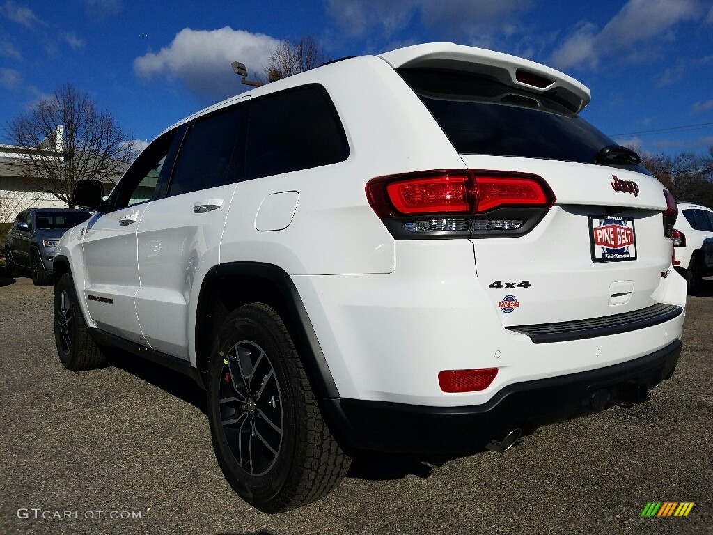2017 Grand Cherokee Trailhawk 4x4 - Bright White / Black photo #4