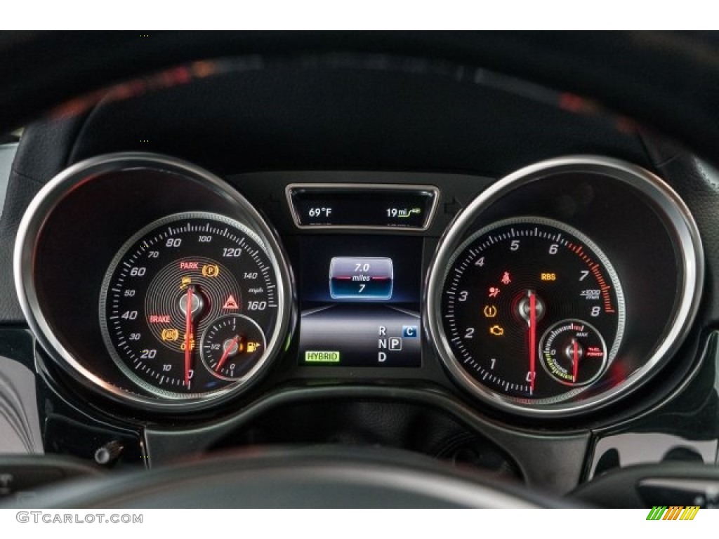 2017 Mercedes-Benz GLE 550e Gauges Photos