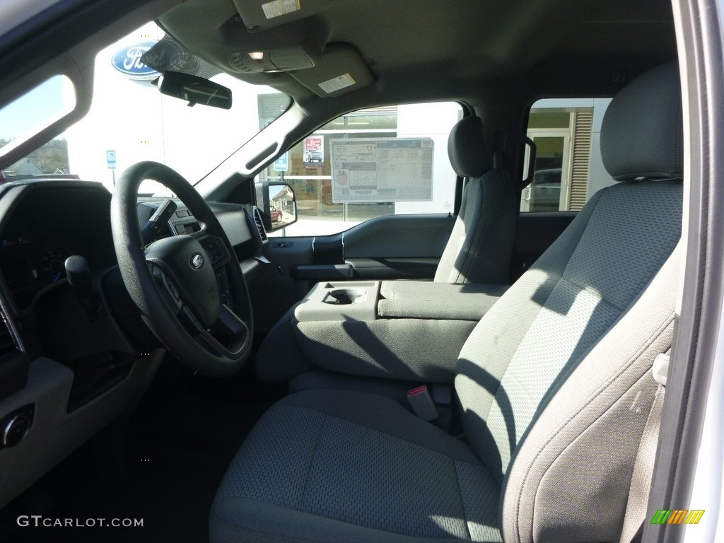 2017 F150 XLT SuperCrew 4x4 - Oxford White / Earth Gray photo #10