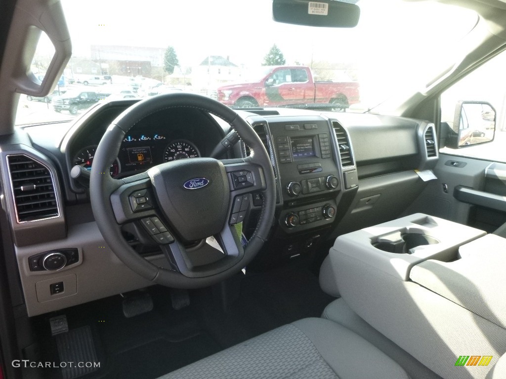 2017 F150 XLT SuperCab 4x4 - Ruby Red / Earth Gray photo #12