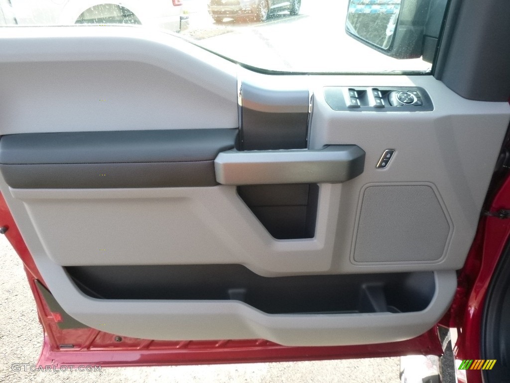 2017 F150 XLT SuperCab 4x4 - Ruby Red / Earth Gray photo #13