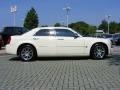 Cool Vanilla - 300 C HEMI Photo No. 6