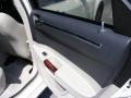 Cool Vanilla - 300 C HEMI Photo No. 17