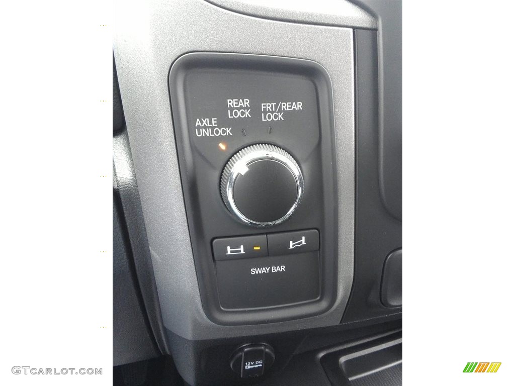 2017 Ram 2500 Tradesman Crew Cab 4x4 Controls Photo #119096392