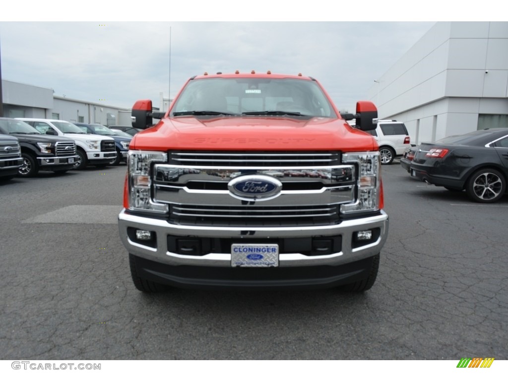 2017 F350 Super Duty Lariat Crew Cab 4x4 - Race Red / Black photo #4