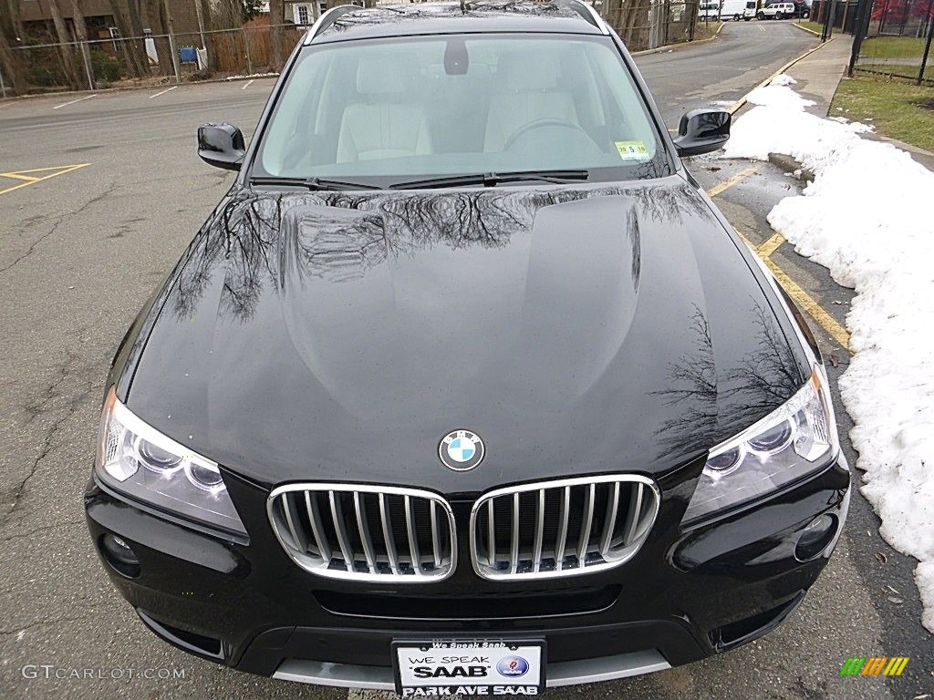 2011 X3 xDrive 28i - Jet Black / Oyster Nevada Leather photo #8