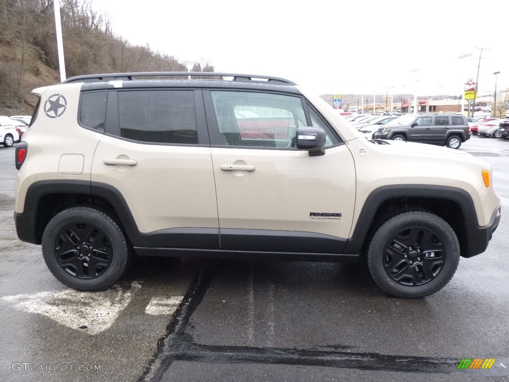 2017 Renegade Deserthawk 4x4 - Mojave Sand / Black photo #5