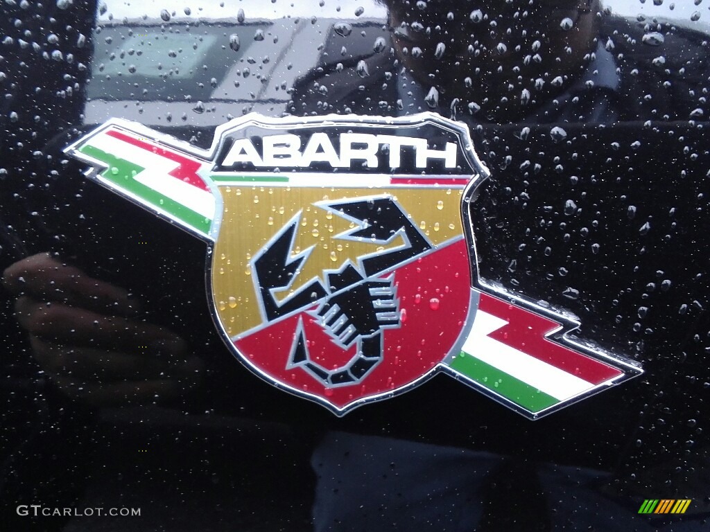 2017 Fiat 500 Abarth Marks and Logos Photo #119100586