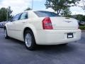 2009 Cool Vanilla White Chrysler 300   photo #2