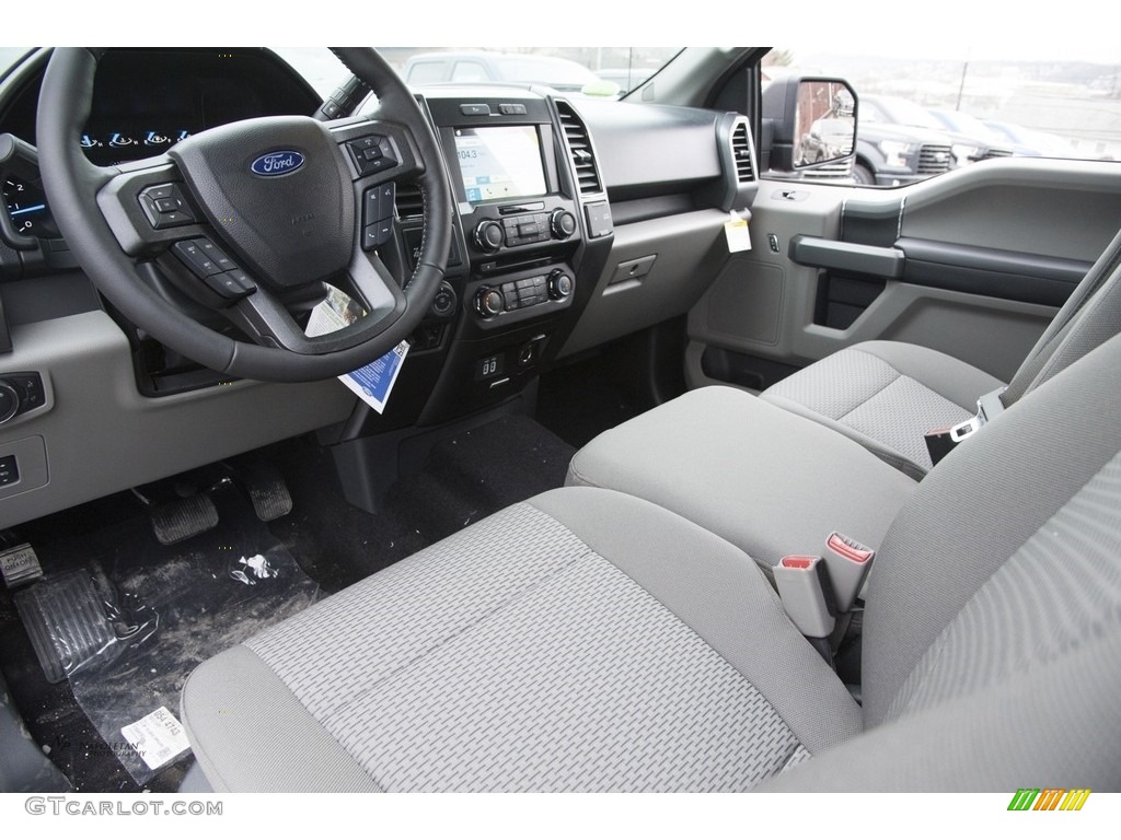 2017 F150 XLT SuperCab 4x4 - Ruby Red / Earth Gray photo #7