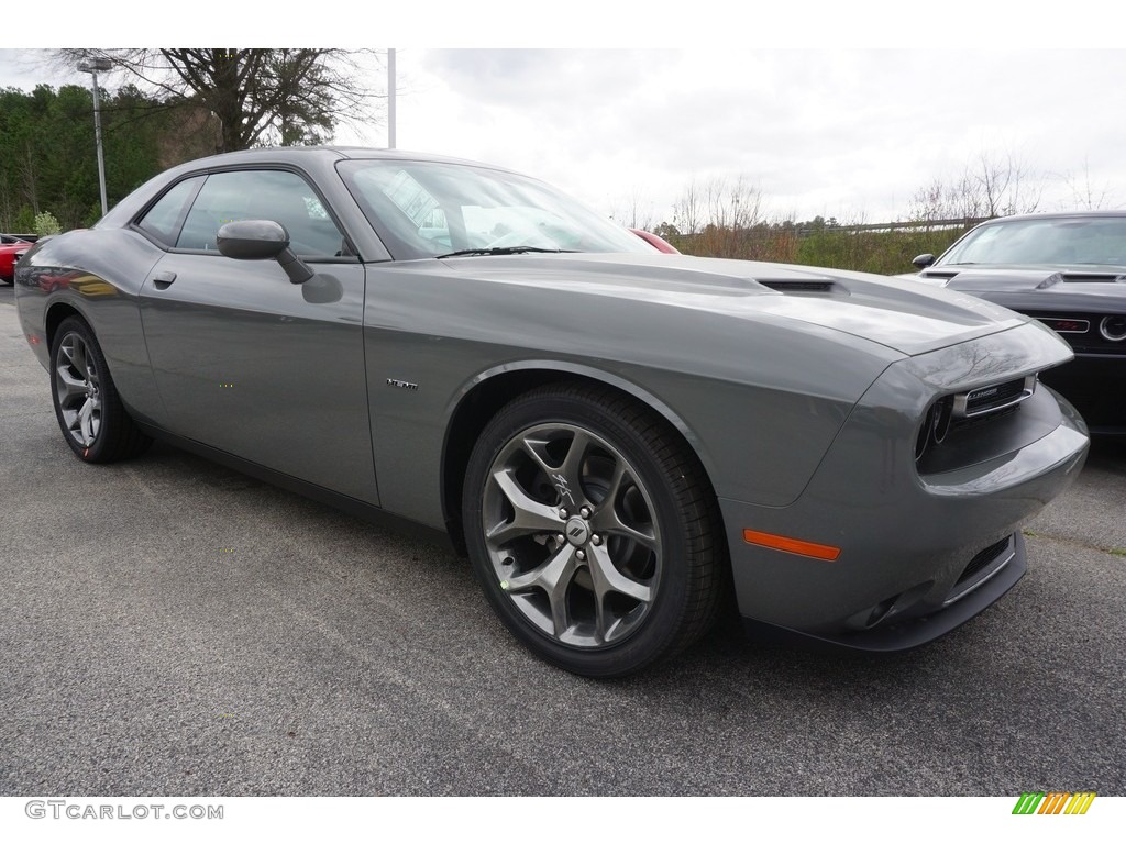 2017 Challenger R/T - Destroyer Grey / Black/Ruby Red photo #4