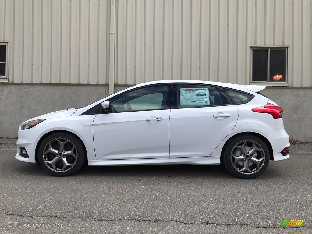 Oxford White 2017 Ford Focus ST Hatch Exterior Photo #119119079