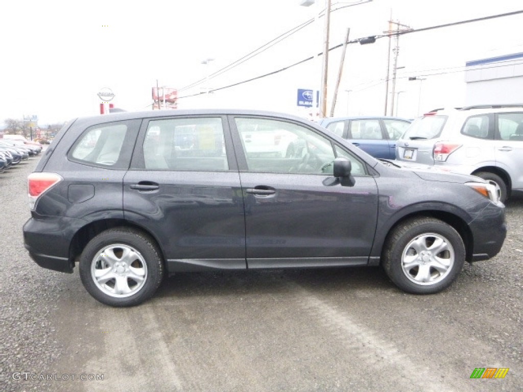 2017 Forester 2.5i - Dark Gray Metallic / Gray photo #3