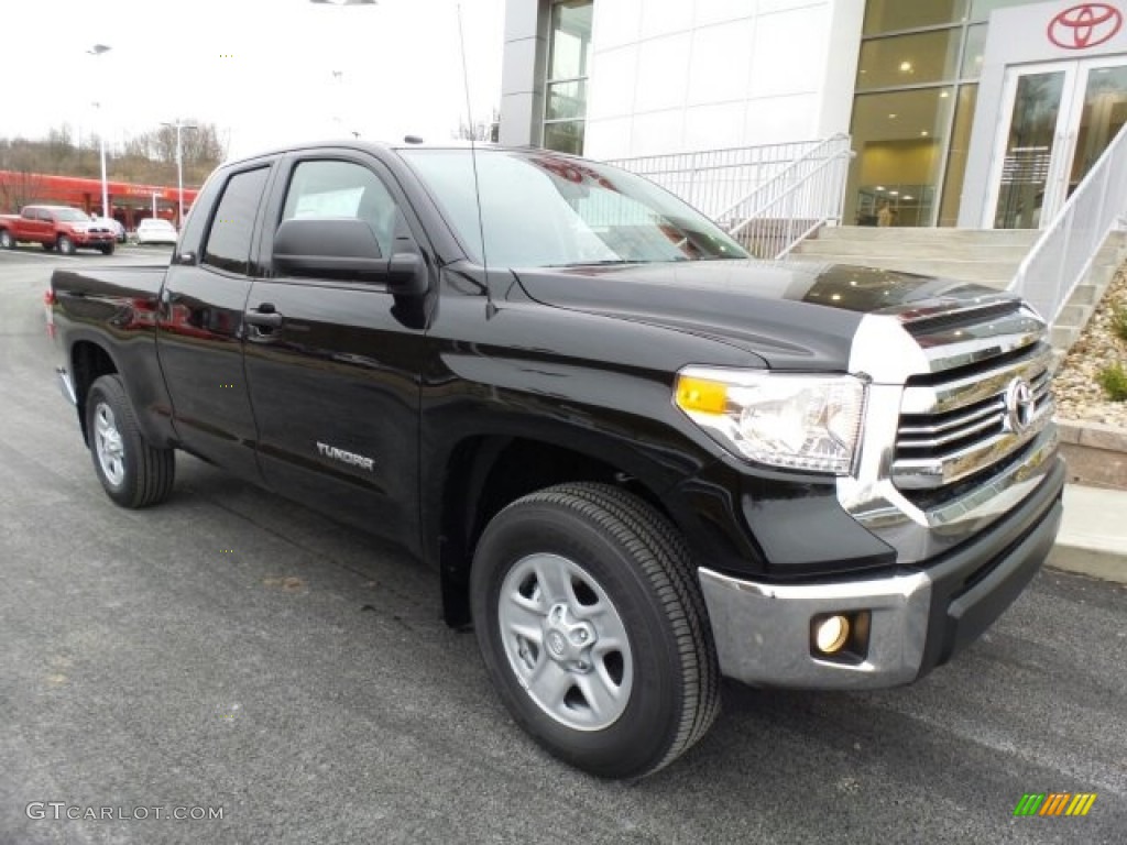 Black Toyota Tundra