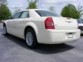 2009 Cool Vanilla White Chrysler 300   photo #2