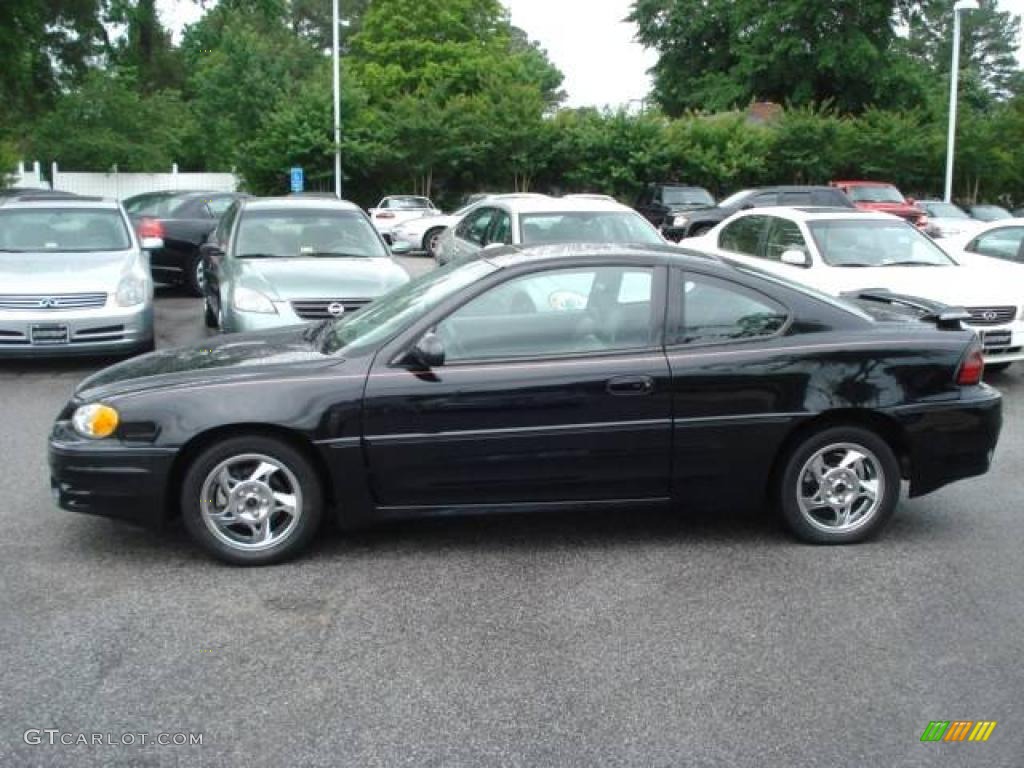 2004 Grand Am GT Coupe - Black / Dark Pewter photo #2