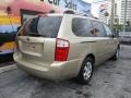 2007 Sunset Gold Kia Sedona LX  photo #8