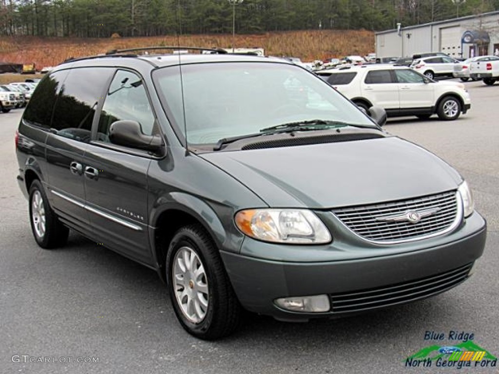 2001 Town & Country LXi - Shale Green Metallic / Sandstone photo #7
