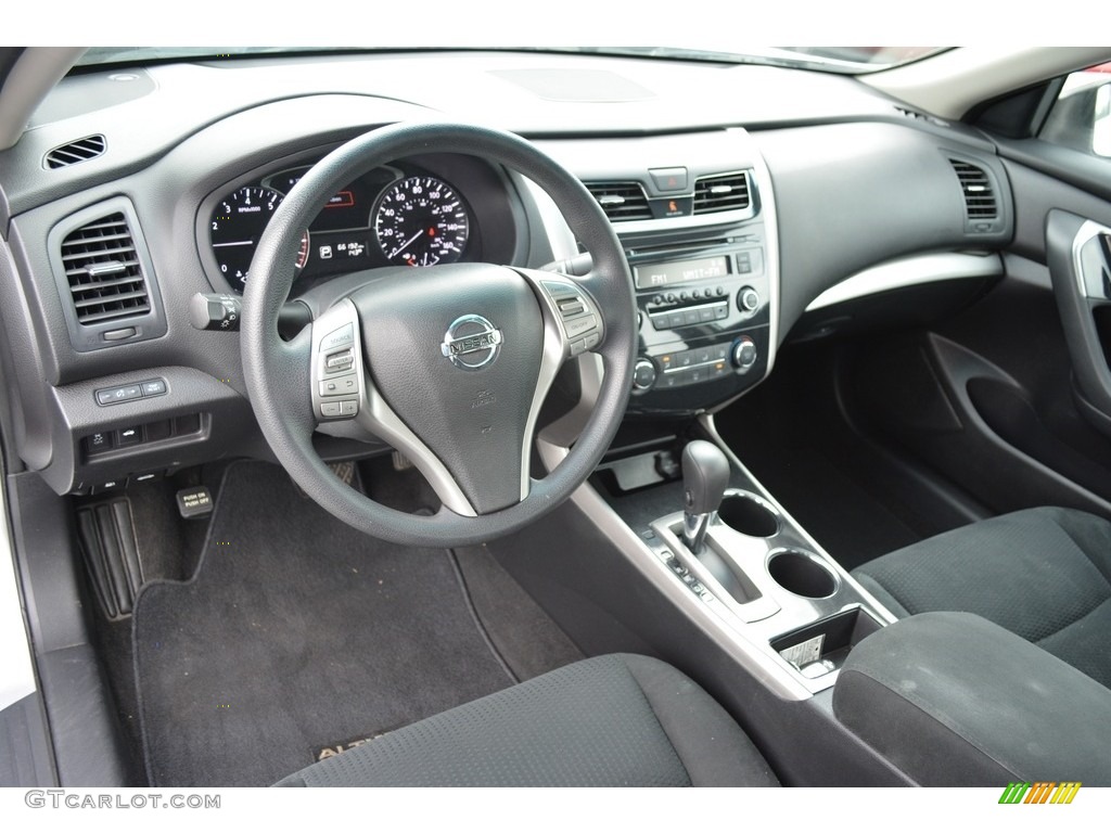 2014 Altima 2.5 S - Brilliant Silver / Charcoal photo #10